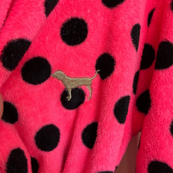 **DONATED**  VS PINK Polka Dot Robe - Picture 4 of 4